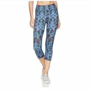 NWT Prana Roxanne Capri Leggings